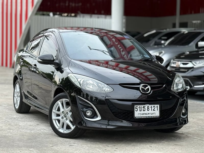 Mazda 2 Elegance มือเดียว ไมเนอร์เช้นจ์แล้ว สภาพยังสมบูรณ์