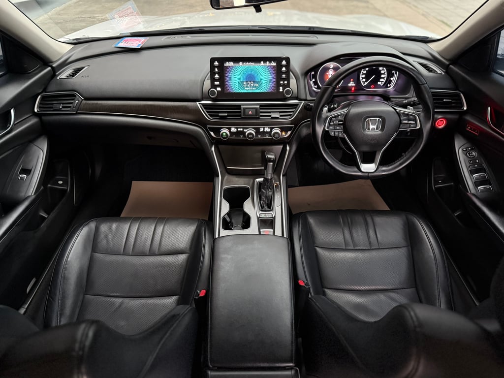 Honda Accord 1.5Turbo EL มือเดียว เช็คศูนย์ตลอด สวยมีเสน่ห์