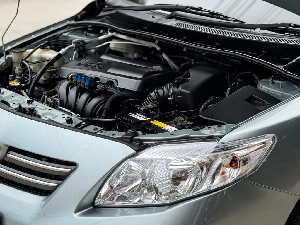 Altis 1.6G น้ำมัน+LPG ไม่เคยชนหนัก สีสวย แม็ก ชุดแต่งครบ