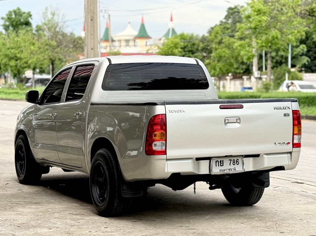 Toyota Vigo 3.0G 4ประตูตัวเตี้ย สี บอดี้ คัสซีสวยไม่มีผุ Toyota Vigo 3.0G 4ประตูตัวเตี้ย สี บอดี้ คัสซีสวยไม่มีผุ