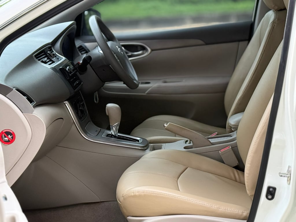 Nissan Sylphy 1.6V สีสวย ภายในสะอาด ช่วงล่างสมบูรณ์