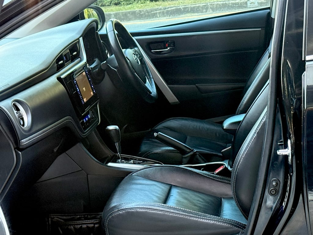 Toyota Altis 1.8 ESport รถสวยเดิม ไมเนอร์เช้นจ์แล้ว(ตัวสุดท้าย) Toyota Altis 1.8 ESport รถสวยเดิม ไมเนอร์เช้นจ์แล้ว(ตัวสุดท้าย)