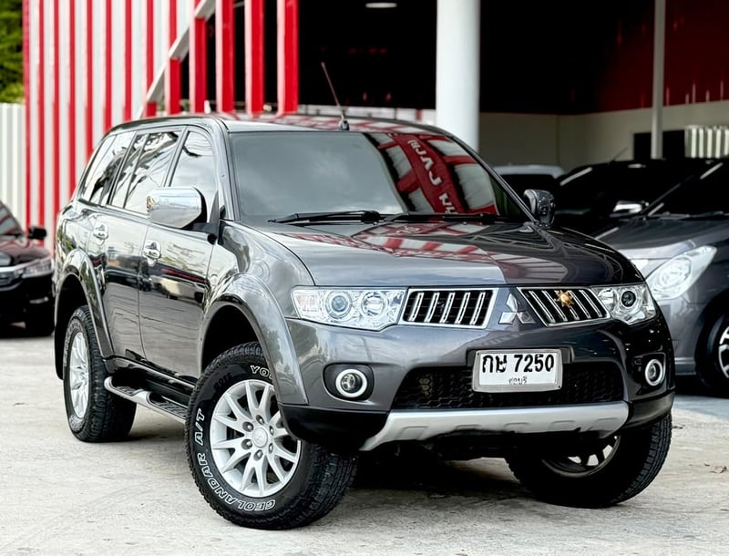 Pajero 2.5GT มือเดียว ดีเซล ขับ2WD ดูแลถึงไม่โทรมเลย