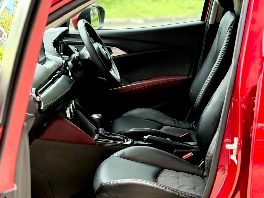 Mazda CX-3 2.0SP มือเดียว ไม่เคยชน เล่มชุดโอนครบ