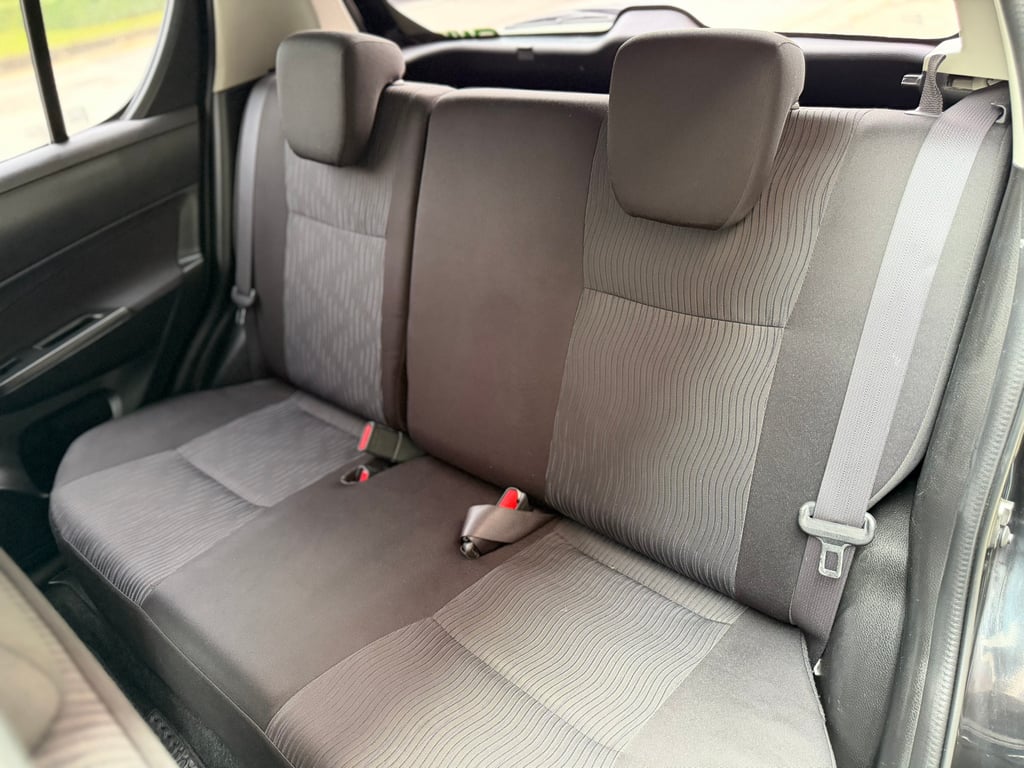 Suzuki Swift 1.2GL เกียร์MT มือเดียว ปุ่มสตาท ติดจอAndroid Suzuki Swift 1.2GL เกียร์MT มือเดียว ปุ่มสตาท ติดจอAndroid