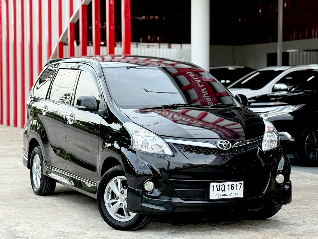 Avanza 1.5S รุ่นTopสุด 7ที่นั่ง สวย ไม่เคยชนเลย