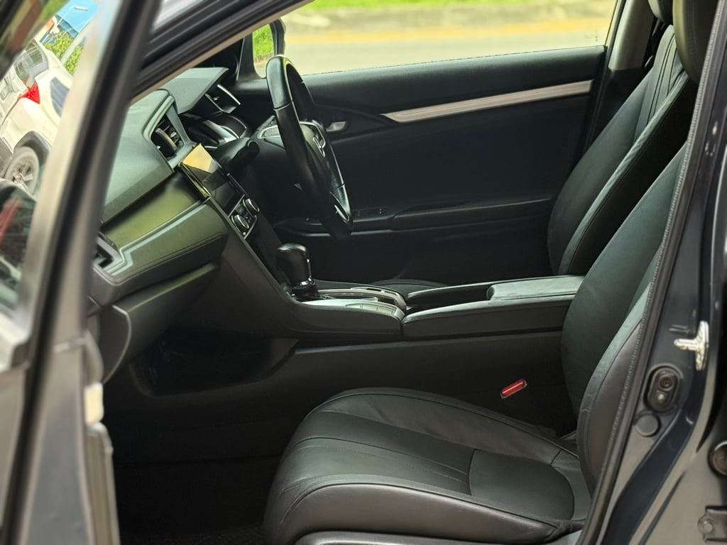Civic FC 1.5 Turbo มือเดียว ใช้ถนอม ไม่เคยชน
