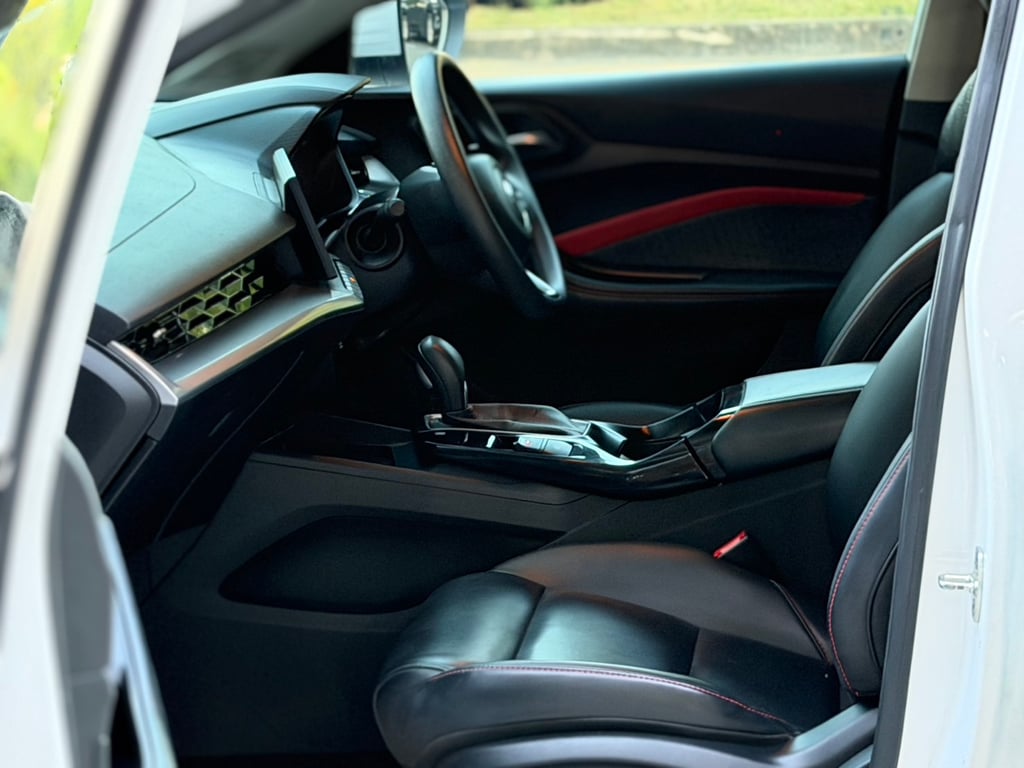 MG 5 1.5D รองTop มือเดียว ไม่เคยชน สีสวย ไมล์น้อย