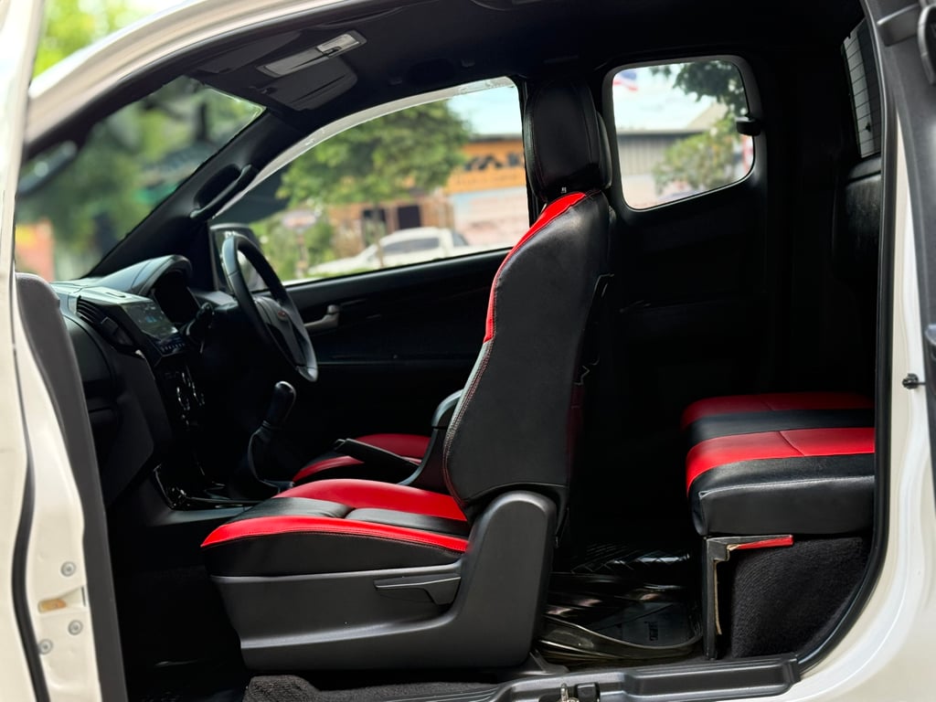 Isuzu Dmax 2.5MT X-Series มือเดียว ตัวแต่งพิเศษ สภาพสวยมาก