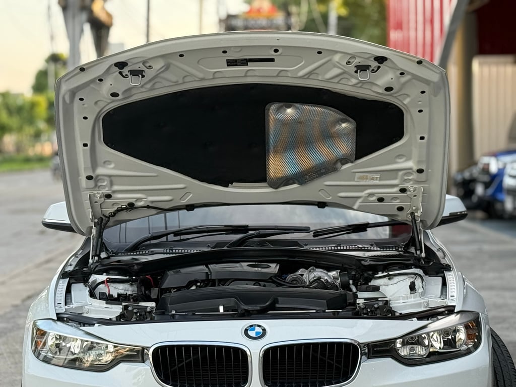 BMW (F30) 316i มือเดียว ใช้น้อย เดิมสนิท ไม่เคยชน