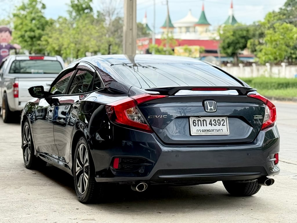 Civic FC 1.5 Turbo มือเดียว ใช้ถนอม ไม่เคยชน