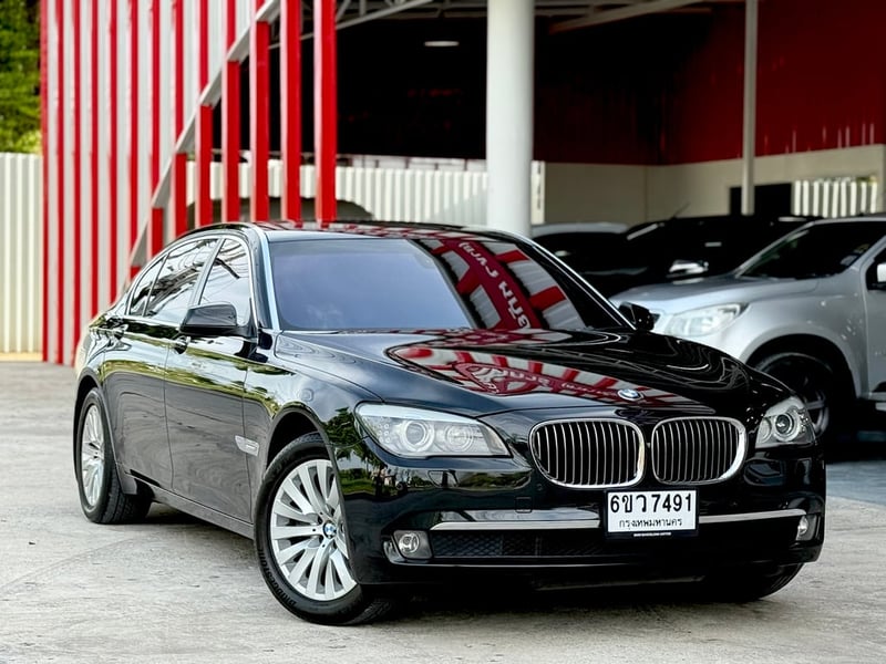 BMW 730i (F02) สภาพสมบูรณ์ เดิมสนิท ไม่เคยชน