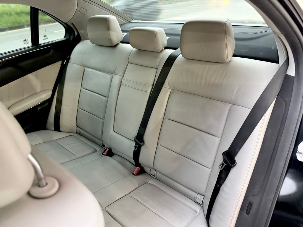 Benz E250 ตัวTop พิมพ์นิยม ไม่เคยชนเลย ดูแลถึง