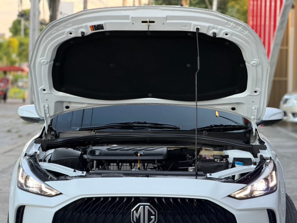 MG 5 1.5D รองTop มือเดียว ไม่เคยชน สีสวย ไมล์น้อย