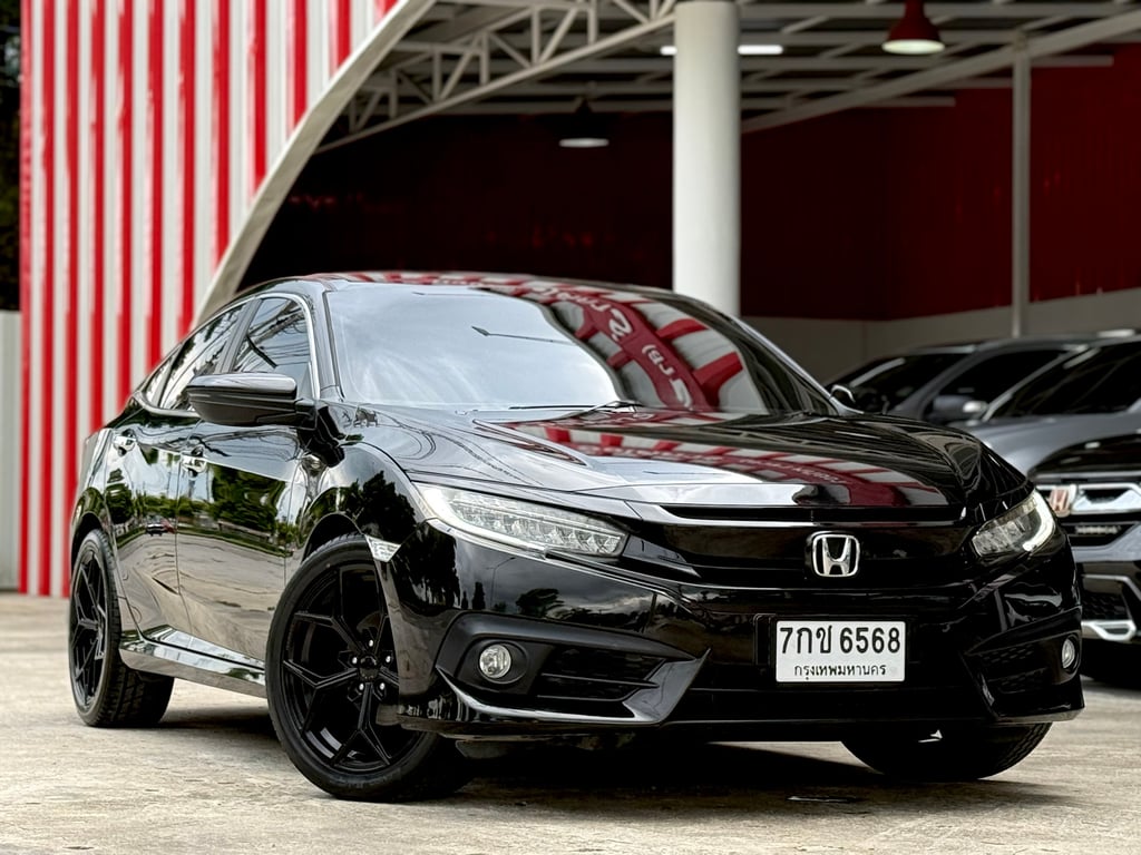 Honda Civic FC 1.8EL มือเดียว ไม่เคยชน แม็ก+ยางใหม่ๆพึ่งใส่
