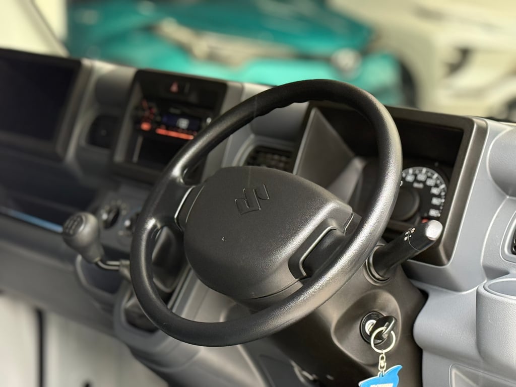 Suzuki Carry 1.5L มือเดียว ไมเนอร์เช้นจ์แล้ว ไม่เคยทำสีเลยซักซิ้น Suzuki Carry 1.5L มือเดียว ไมเนอร์เช้นจ์แล้ว ไม่เคยทำสีเลยซักซิ้น