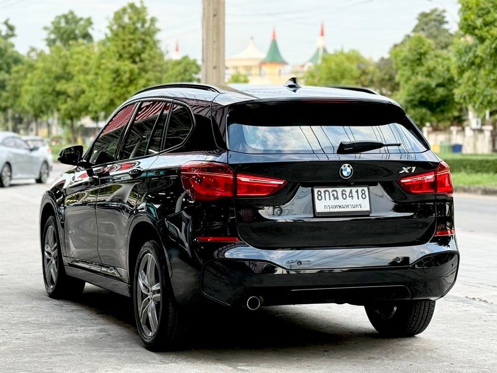 BMW X1 2.0 M Sport (F48) ดีเซล Turbo สวยจัด ไม่เคยชน BMW X1 2.0 M Sport (F48) ดีเซล Turbo สวยจัด ไม่เคยชน