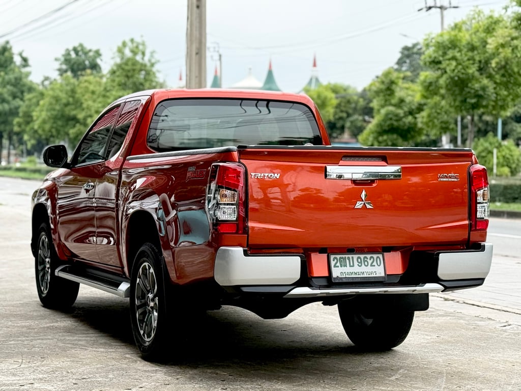 Mitsubishi Triton 2.4 GT มือเดียว ไม่เคยชน ใช้น้อย สภาพใหม่