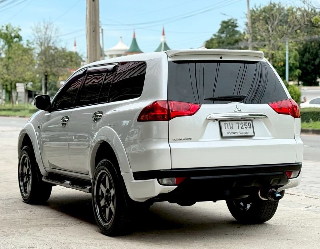 Pajero 2.4MT มือเดียว มีแอร์ราว น้ำมัน+LPG โดนัท