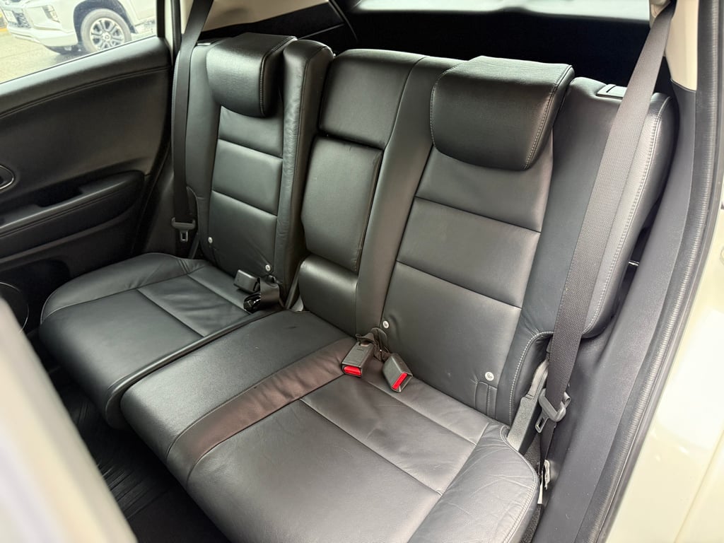 HRV 1.8EL Sunroof มือเดียว ไม่เคยชน รุ่น Top