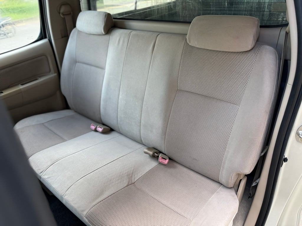 Toyota Vigo 3.0G MT 4ประตูเตี้ย มือเดียว พร้อมใช้ หลังคาแครี่บอย