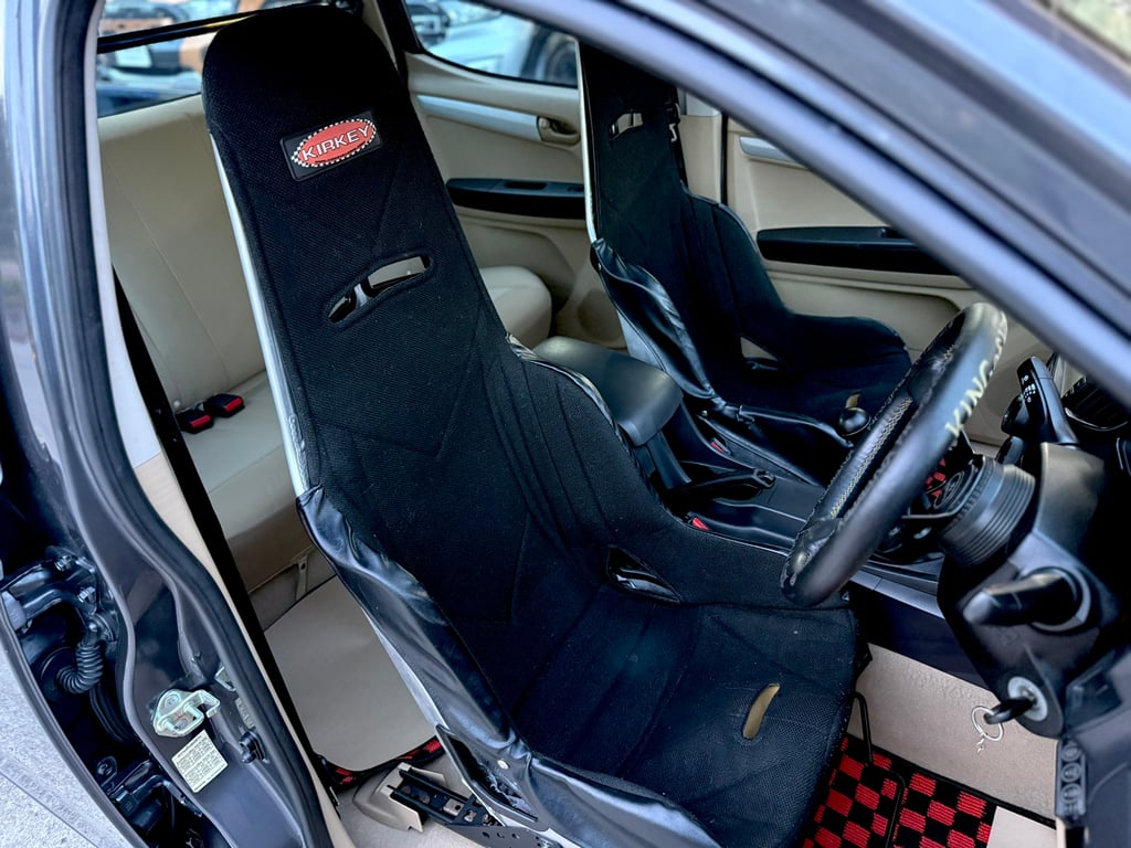 ISUZU Dmax 4ประตู ของแต่งร่วม 2แสน ยกให้หมด พร้อมซิ่ง