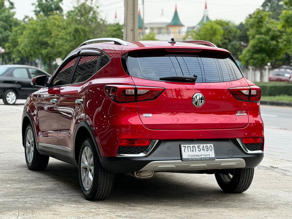 MG ZS 1.5D ไมล์น้อย มือเดียว เช็คศูนย์ตลอด ไม่เคยชน MG ZS 1.5D ไมล์น้อย มือเดียว เช็คศูนย์ตลอด ไม่เคยชน