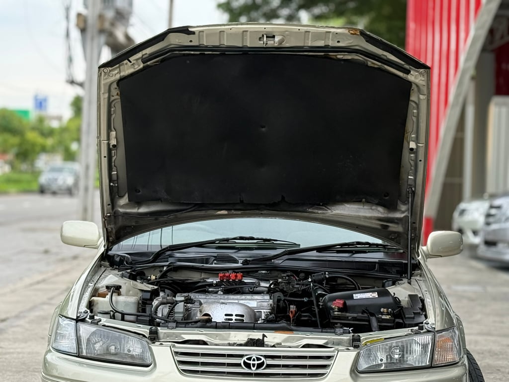 Toyota Camry 2.0SE.G มือเดียว น้ำมัน+แก๊ส LPG โดนัท