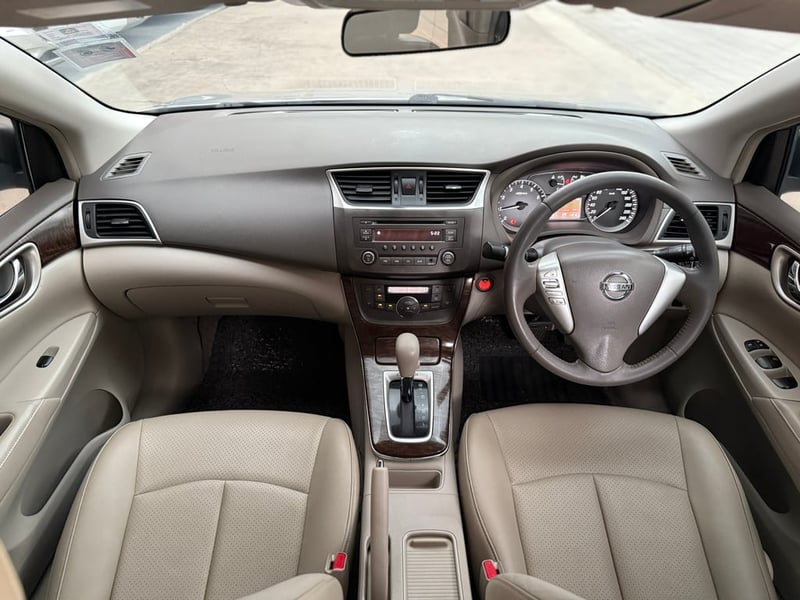 Sylphy 1.6V สวยมีเสน่ห์ สภาพสมบูรณ์ ขับดีมาก