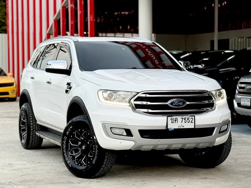 Ford Everest 2.0 Titanium+ Sunroof  มือเดียว ขับ2WD