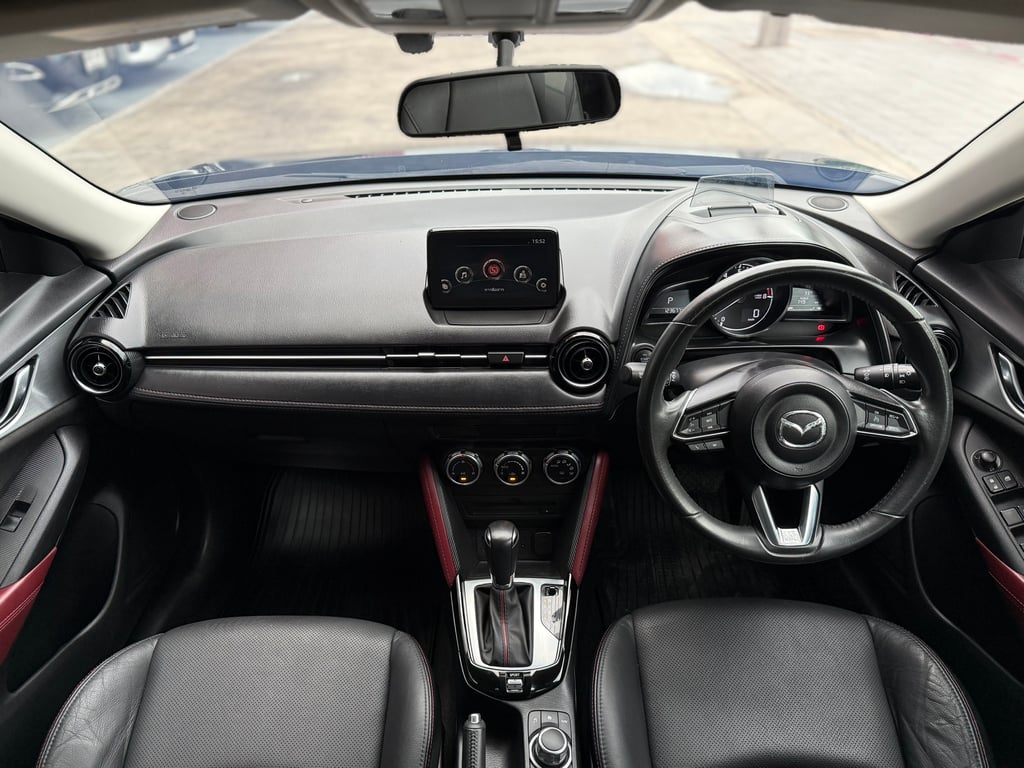 CX3 2.0SP ไมเนอร์เช้นจ์ ตัวTopสุด ไม่เคยชน ใช้น้อย