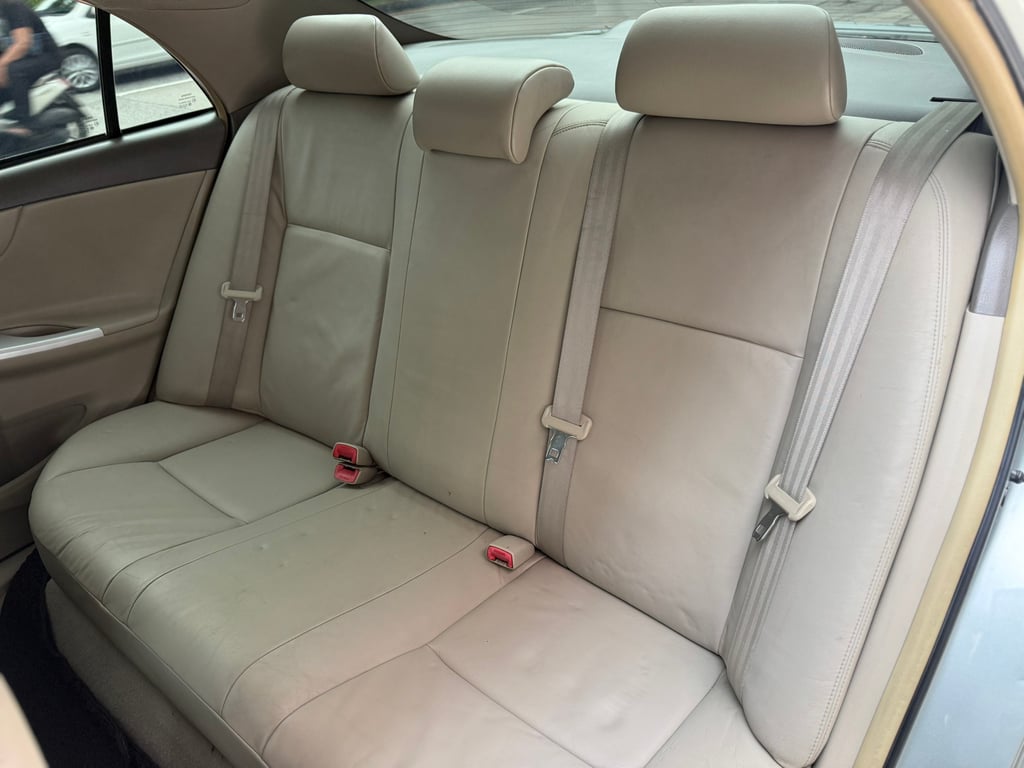 Altis 1.6G น้ำมัน+LPG ไม่เคยชนหนัก สีสวย แม็ก ชุดแต่งครบ