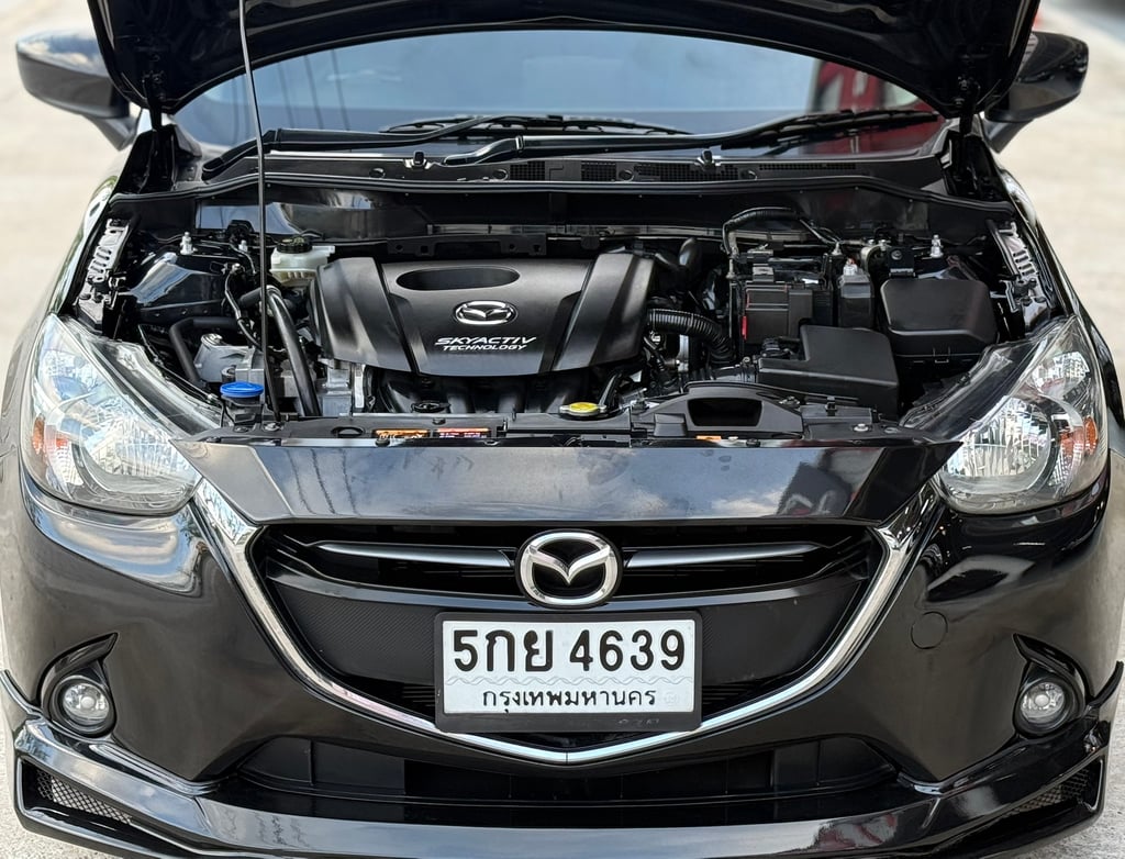 Mazda 2 Skyactiv 1.3 High Connect มือเดียว ไม่เคยชน Mazda 2 Skyactiv 1.3 High Connect มือเดียว ไม่เคยชน