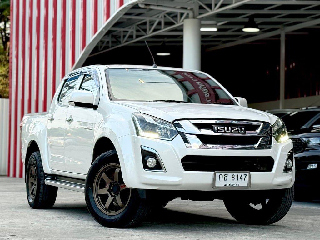 Isuzu D-max Hi-Lander 1.9 Ddi มือเดียว แม็ก+ยางใหม่ พึ่งใส่ Isuzu D-max Hi-Lander 1.9 Ddi มือเดียว แม็ก+ยางใหม่ พึ่งใส่