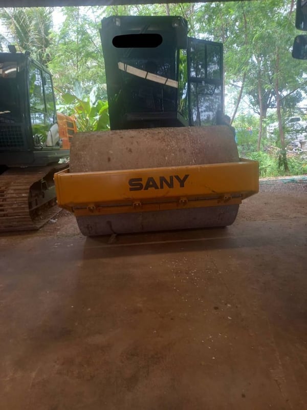 รถบดซานี่10ตัน