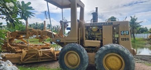 รถเกรดCAT120G เครื่องสี่สูบ รถเกรดCAT120G เครื่องสี่สูบ