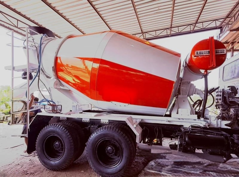 10ล้อโม่ปูน