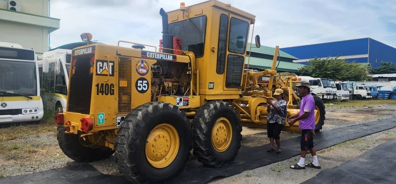 รถเกรดCAT140G