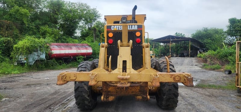 รถเกรด CAT140G