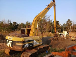 CAT320L