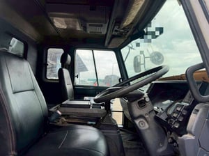 10ล้อดั้มพ์ISUZU ROCKY240แรงม้า