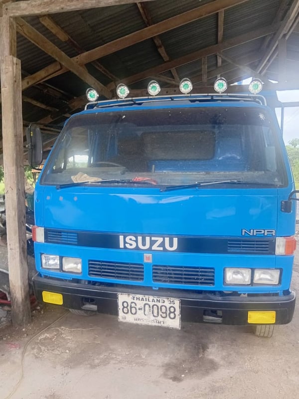 6ล้อดั้มพ์ISUZU NPR115แรงม้า