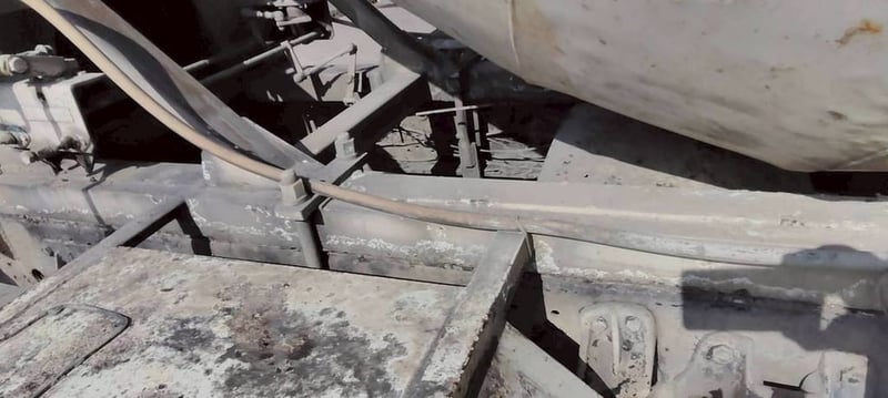 หกล้อโม่ปูน