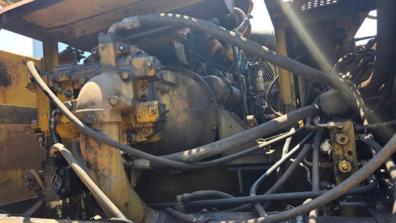 CAT330