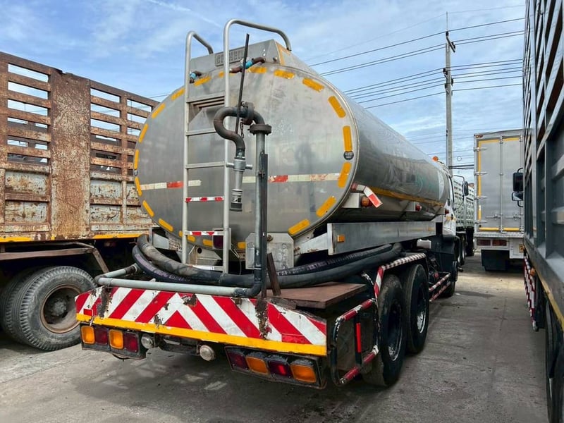 รถน้ำอีซูซุ195แรงม้าปี40