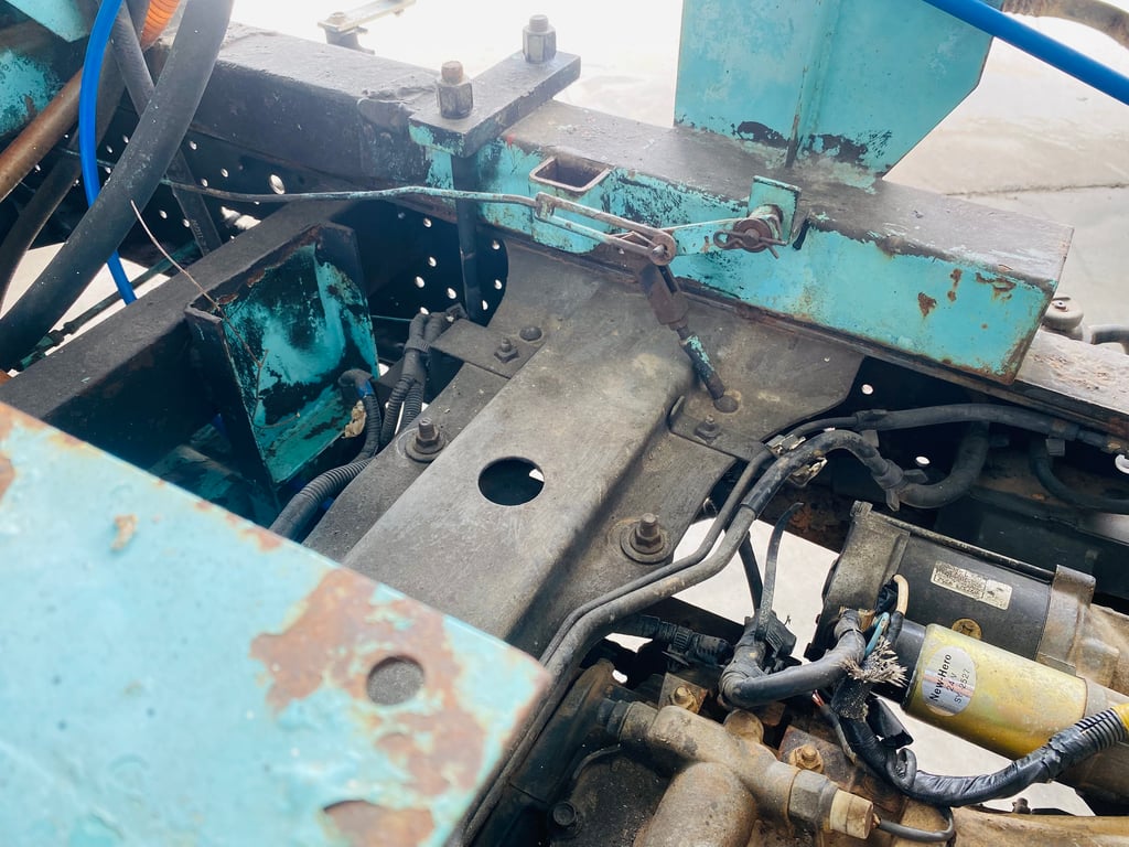 หกล้อโม่ปูนISUZU NPR150แรงม้า
