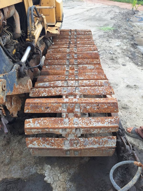 KOMATSU D2-5 KOMATSU D2-5