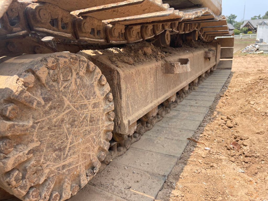 CAT320L