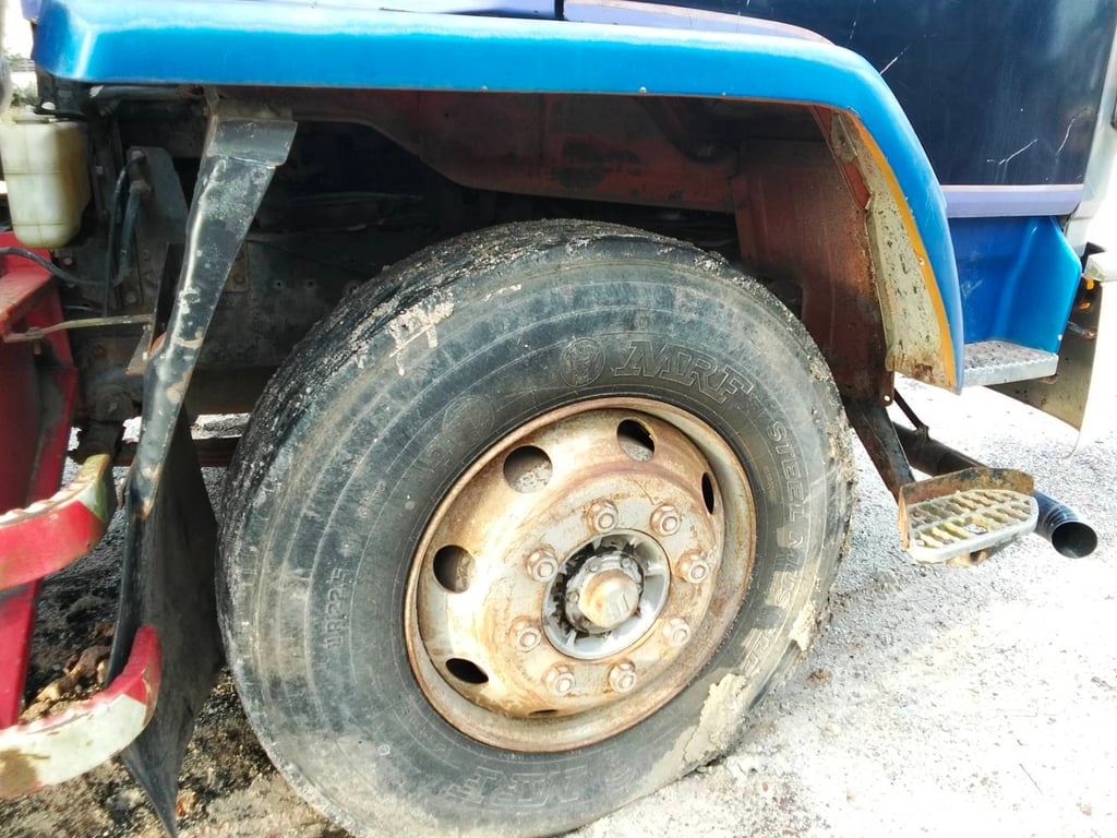 10ล้อบรรทุกน้ำอีซูซุ 10ล้อบรรทุกน้ำอีซูซุ