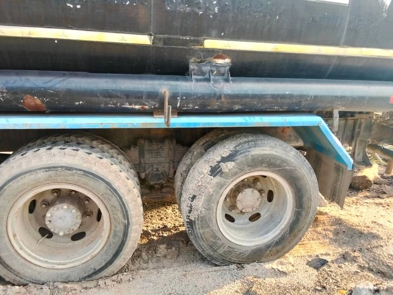 10ล้อบรรทุกน้ำอีซูซุ